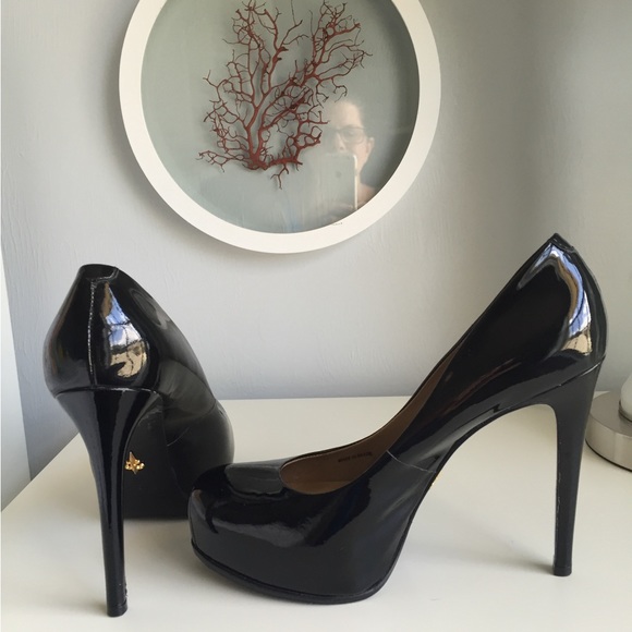 Pour La Victoire patent leather pumps - Picture 2 of 9